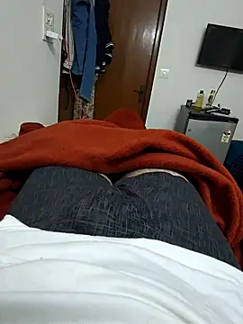 Snapshot of devilthick6 chatting on 02-12-26, 05:19 devilthick6 online show from 02-12-26, 05:19