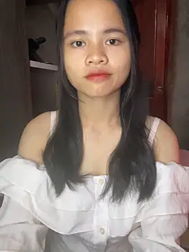 Snapshot of Hana-44 chatting on 12-22-25, 12:40 Hana-44 online show from 12-22-25, 12:40