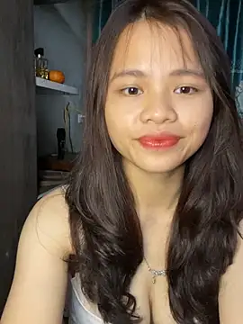 Snapshot of Hana-44 chatting on 02-04-26, 02:06 Hana-44 online show from 02-04-26, 02:06