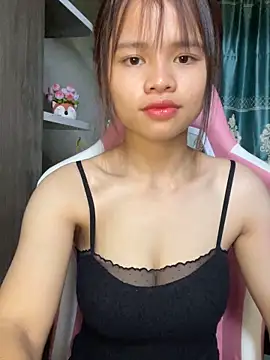 Snapshot of Hana-44 chatting on 03-01-26, 02:02 Hana-44 online show from 03-01-26, 02:02