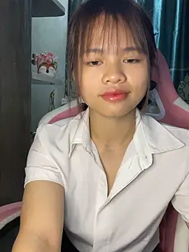 Snapshot of Hana-44 chatting on 03-06-26, 01:24 Hana-44 online show from 03-06-26, 01:24