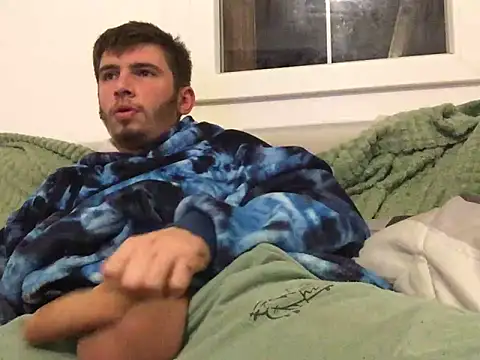 Snapshot of coupleamateurfun23 chatting on 12-15-25, 07:40 coupleamateurfun23 online show from 12-15-25, 07:40