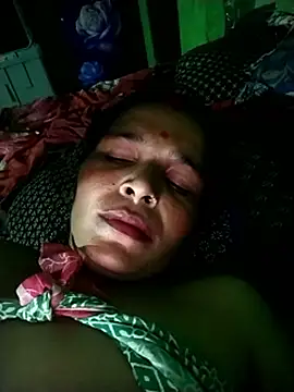 Snapshot of Hot_Kajal5 chatting on 09-12-25, 04:51 Hot Kajal5 online show from 09-12-25, 04:51