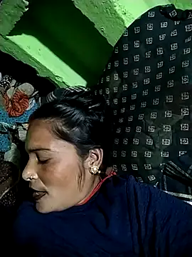 Snapshot of Hot_Kajal5 chatting on 10-22-25, 01:00 Hot Kajal5 online show from 10-22-25, 01:00