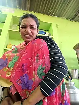 Snapshot of Hot_Kajal5 chatting on 11-04-25, 02:10 Hot Kajal5 online show from 11-04-25, 02:10