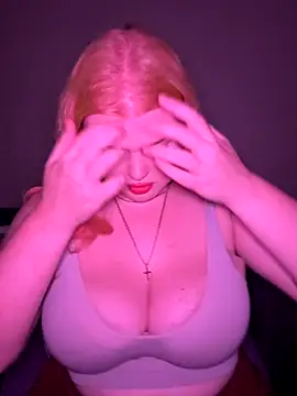 Snapshot of _Adele_Moor_ chatting on 10-01-25, 03:51  Adele Moor  online show from 10-01-25, 03:51