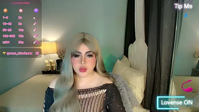 Snapshot of Unforgettable_Maria chatting on 11-05-25, 03:39 Unforgettable Maria online show from 11-05-25, 03:39