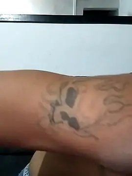 hoteder online show from 10-23-25, 11:57