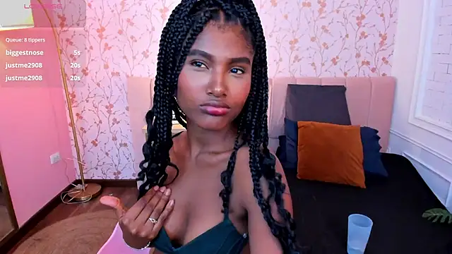 halleylorens online show from 07-18-26, 07:39