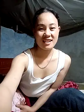 Snapshot of Ruaiuoi chatting on 05-02-26, 12:54 Ruaiuoi online show from 05-02-26, 12:54