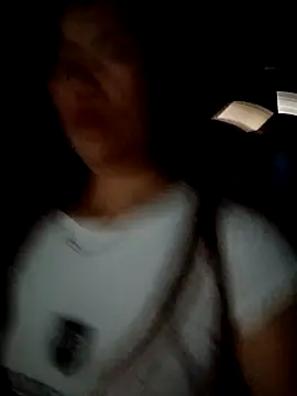 Snapshot of Ruaiuoi chatting on 05-12-26, 09:50 Ruaiuoi online show from 05-12-26, 09:50