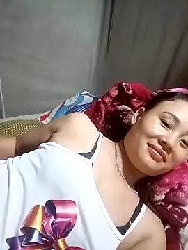 Snapshot of Ruaiuoi chatting on 05-23-26, 02:32 Ruaiuoi online show from 05-23-26, 02:32