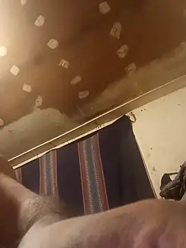 lucho2328 online show from 10-27-25, 03:10