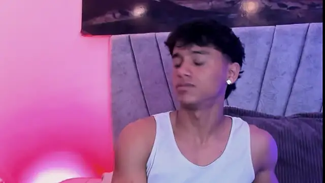 ZYZZ1312 online show from 11-21-25, 07:34