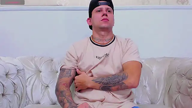 Snapshot of Scott_Clark chatting on 10-07-25, 11:18 Scott Clark online show from 10-07-25, 11:18