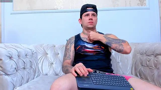 Snapshot of Scott_Clark chatting on 10-17-25, 11:13 Scott Clark online show from 10-17-25, 11:13