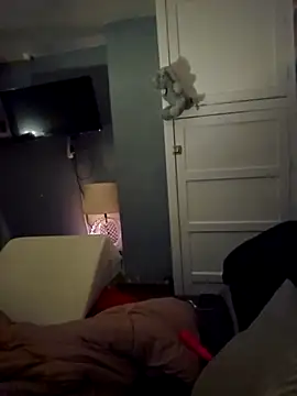 Snapshot of Naughtiness-but-Nice chatting on 10-16-25, 09:27 Naughtiness-but-Nice online show from 10-16-25, 09:27