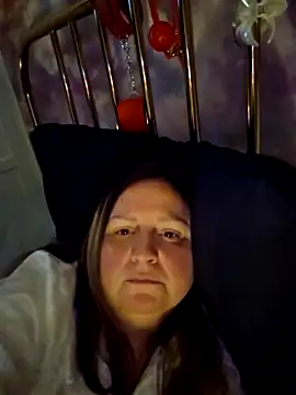 Snapshot of Naughtiness-but-Nice chatting on 10-21-25, 09:26 Naughtiness-but-Nice online show from 10-21-25, 09:26