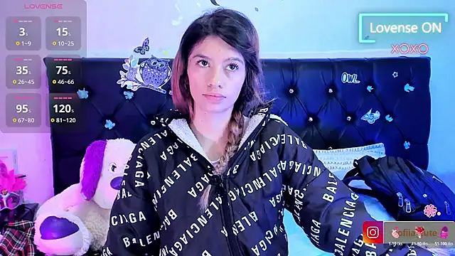 Sofiia cute  online show from 04-22-26, 04:15