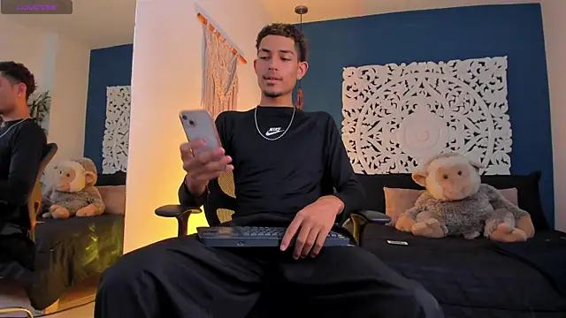 Adonis WB online show from 11-06-25, 08:21