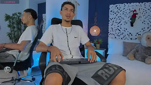 Adonis WB online show from 11-21-25, 10:08