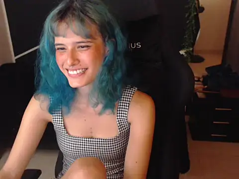 Snapshot of LITTLENAMI_ chatting on 11-01-25, 11:29 LITTLENAMI online show from 11-01-25, 11:29