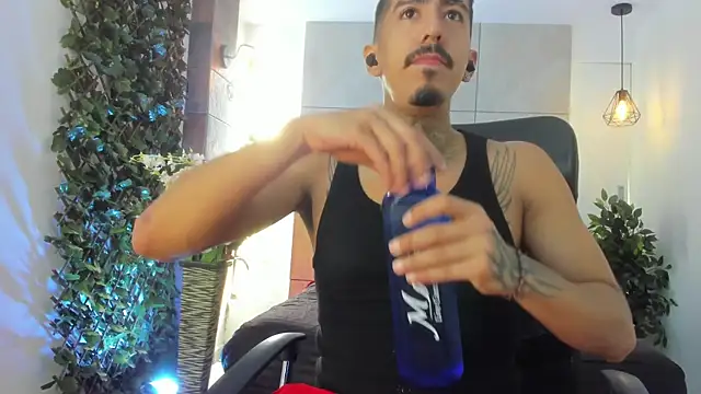 Donovan Desmond online show from 04-21-26, 07:39