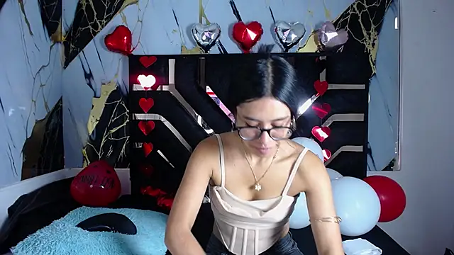 Snapshot of Miahotcs1 chatting on 02-14-26, 12:35 Miahotcs1 online show from 02-14-26, 12:35