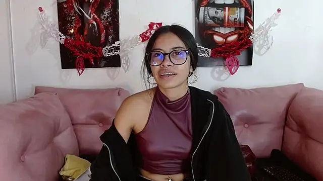 Snapshot of Miahotcs1 chatting on 02-17-26, 12:56 Miahotcs1 online show from 02-17-26, 12:56