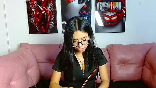 Snapshot of Miahotcs1 chatting on 03-05-26, 02:02 Miahotcs1 online show from 03-05-26, 02:02