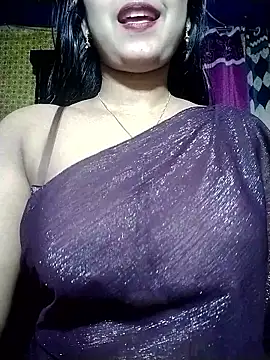 Snapshot of Hot-Hot chatting on 01-09-26, 04:15 Hot-Hot online show from 01-09-26, 04:15