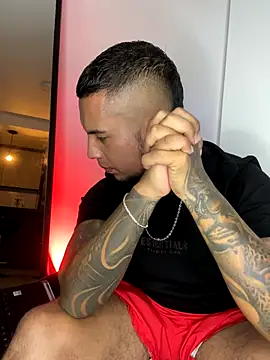 hot miguel online show from 09-26-25, 03:43