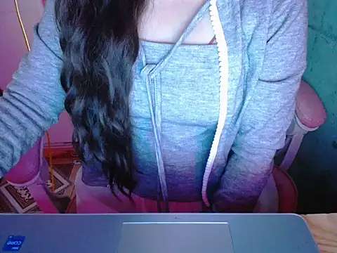 Snapshot of ahoa_Tk chatting on 11-01-25, 06:15 ahoa Tk online show from 11-01-25, 06:15