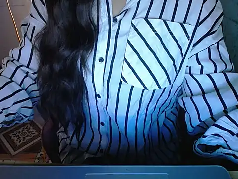 Snapshot of ahoa_Tk chatting on 11-02-25, 05:43 ahoa Tk online show from 11-02-25, 05:43