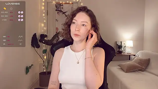 Snapshot of lucky13___ chatting on 02-24-26, 04:49 lucky13 online show from 02-24-26, 04:49