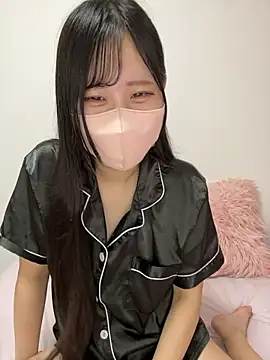 Snapshot of noa_uxu chatting on 09-12-25, 11:04 noa uxu online show from 09-12-25, 11:04