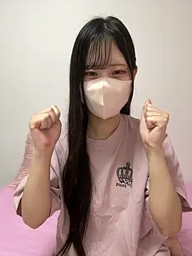 Snapshot of noa_uxu chatting on 09-29-25, 01:11 noa uxu online show from 09-29-25, 01:11