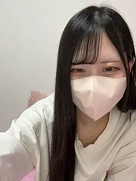 Snapshot of noa_uxu chatting on 10-05-25, 05:06 noa uxu online show from 10-05-25, 05:06