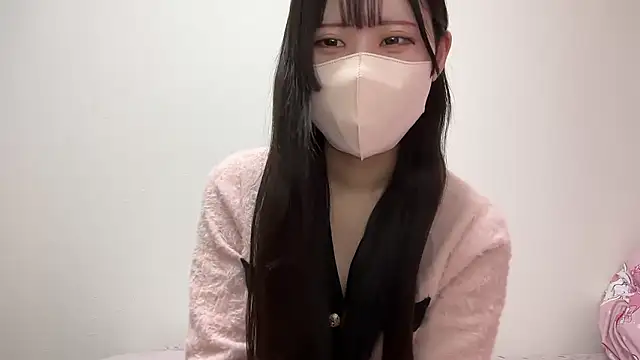 noa uxu online show from 11-18-25, 04:06