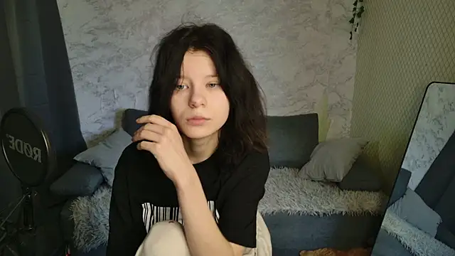 Bonnie And C1yde online show from 04-13-26, 05:02