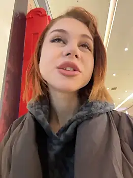 Snapshot of RosieSecret chatting on 01-14-26, 08:09 RosieSecret online show from 01-14-26, 08:09