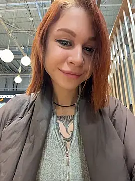 Snapshot of RosieSecret chatting on 02-27-26, 10:04 RosieSecret online show from 02-27-26, 10:04