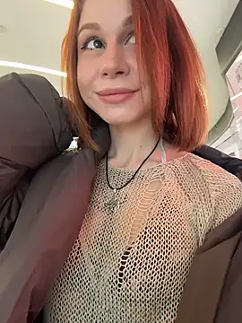 Snapshot of RosieSecret chatting on 03-03-26, 10:10 RosieSecret online show from 03-03-26, 10:10