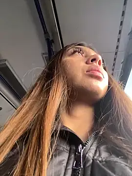 Sara-cooper2 online show from 12-04-25, 07:11