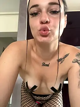 Snapshot of Baby_Eva23 chatting on 09-14-25, 10:58 Baby Eva23 online show from 09-14-25, 10:58