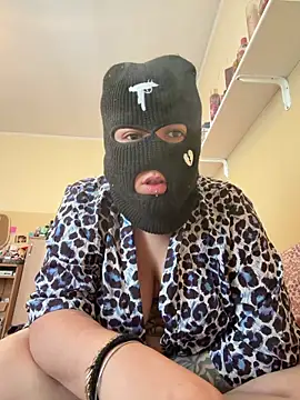 chiaretta loveit online show from 04-20-26, 12:30