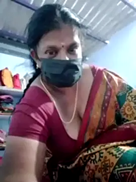 Snapshot of Tamilkeerthi chatting on 03-17-26, 06:00 Tamilkeerthi online show from 03-17-26, 06:00