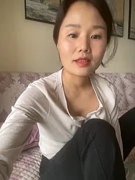 Snapshot of Mier-cn chatting on 09-13-25, 06:02 Mier-cn online show from 09-13-25, 06:02