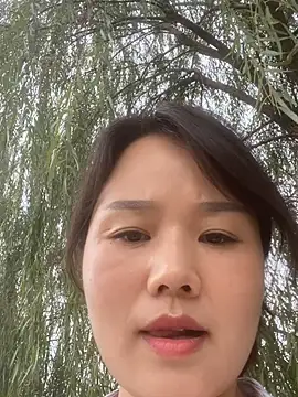 Snapshot of Mier-cn chatting on 10-01-25, 04:29 Mier-cn online show from 10-01-25, 04:29
