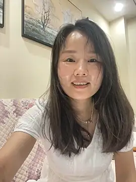 Snapshot of Mier-cn chatting on 05-21-26, 12:56 Mier-cn online show from 05-21-26, 12:56